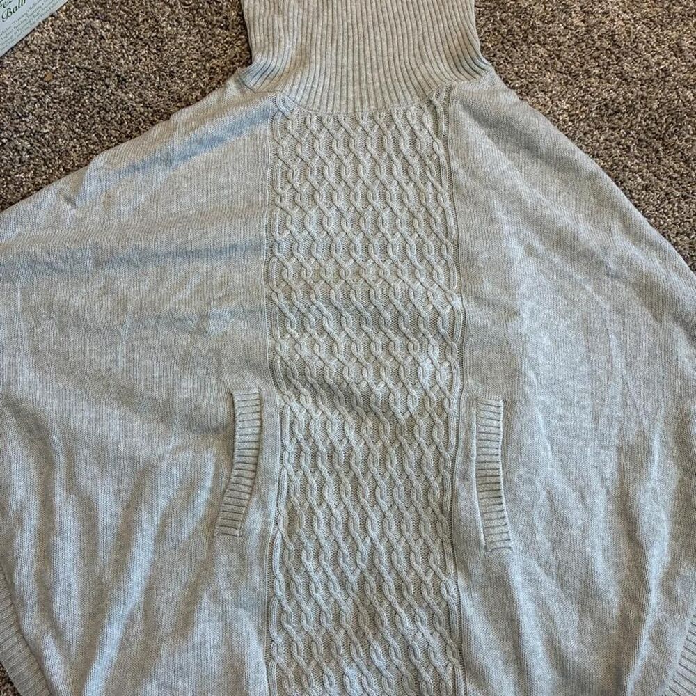 Unbranded Women's Grey and Blue Jumper
